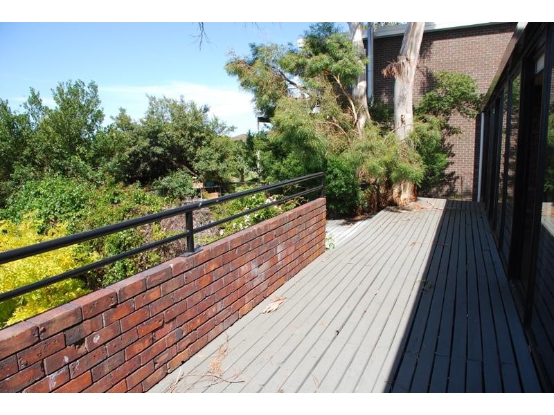 10 Eurella Avenue, Sandy Bay TAS 7005