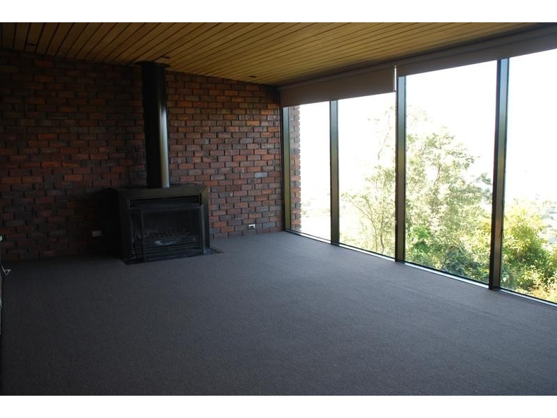 10 Eurella Avenue, Sandy Bay TAS 7005