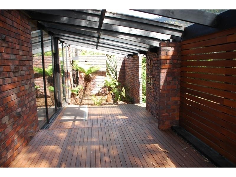 10 Eurella Avenue, Sandy Bay TAS 7005