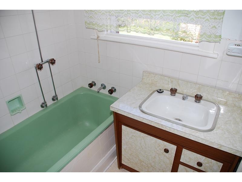 4 Easton Avenue, West Moonah TAS 7009