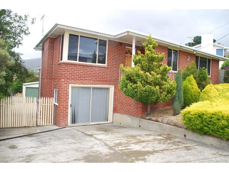 3 Jimbirn Street, Berriedale TAS 7011