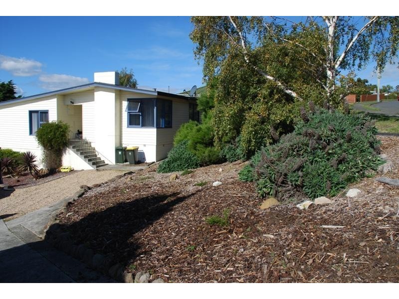 5 Derinya Street, Mornington TAS 7018