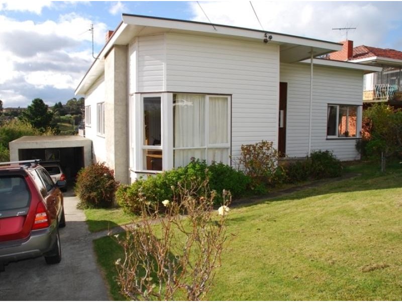25 Corinda Grove, West Moonah TAS 7009