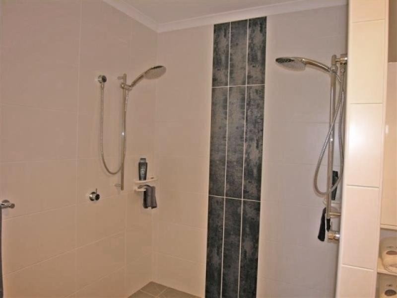 325A Churchill Avenue, Sandy Bay TAS 7005