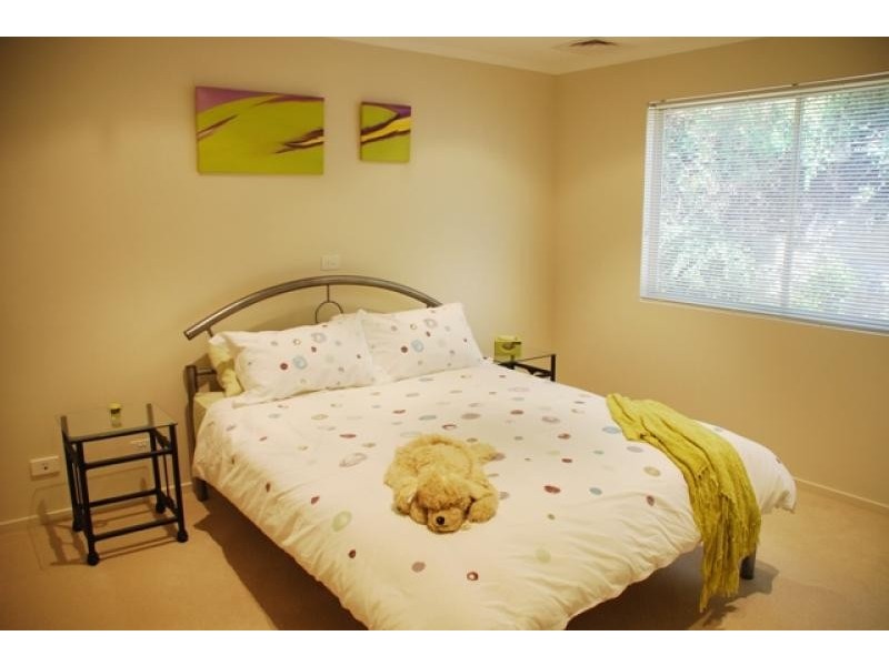 325A Churchill Avenue, Sandy Bay TAS 7005
