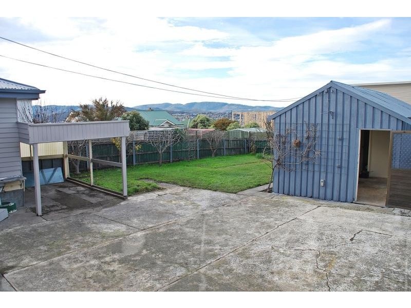 1 EASTON AVENUE, West Moonah TAS 7009