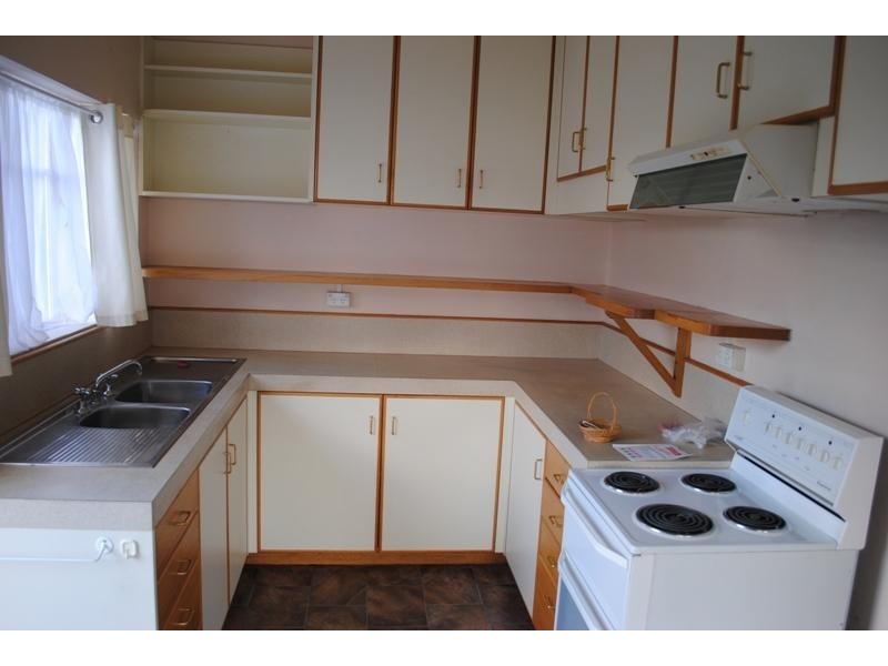 35 East Derwent Highway, Rose Bay TAS 7015