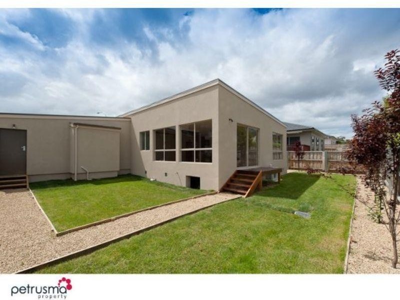 12 Sundown Place, Geilston Bay TAS 7015