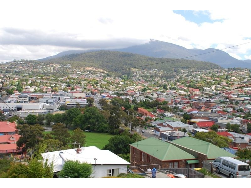 1/9 Allambee Crescent, Glebe TAS 7000