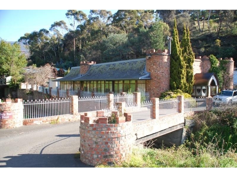 52 Creek Road, Lenah Valley TAS 7008