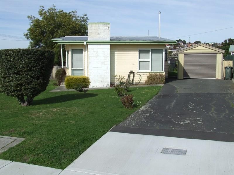 Claremont TAS 7011