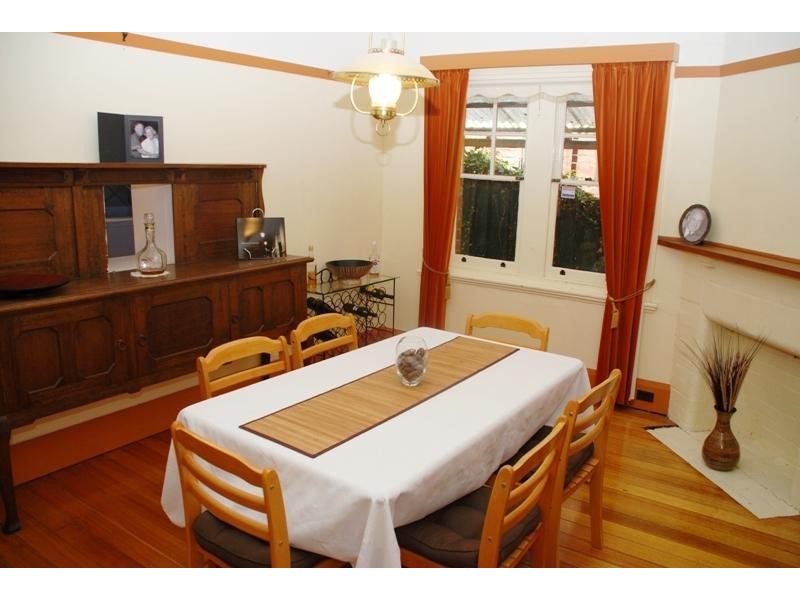 7 Paviour Street, New Town TAS 7008