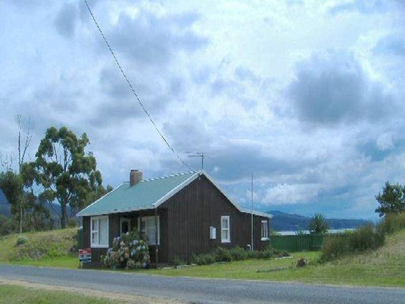 Adventure Bay TAS 7150