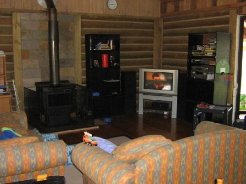 230 DOCTORS CREEK ROAD, Clonbinane VIC 3658