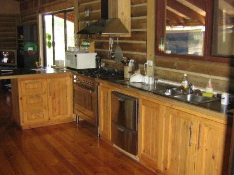 230 DOCTORS CREEK ROAD, Clonbinane VIC 3658