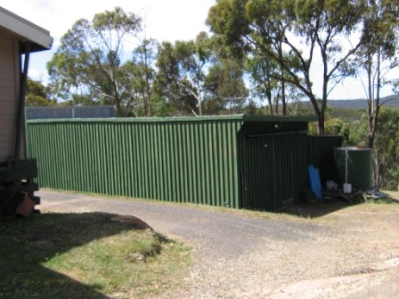 230 DOCTORS CREEK ROAD, Clonbinane VIC 3658