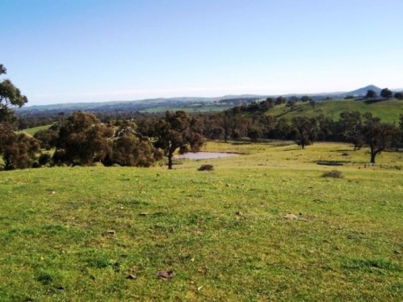 270 Marchbanks Road, Broadford VIC 3658