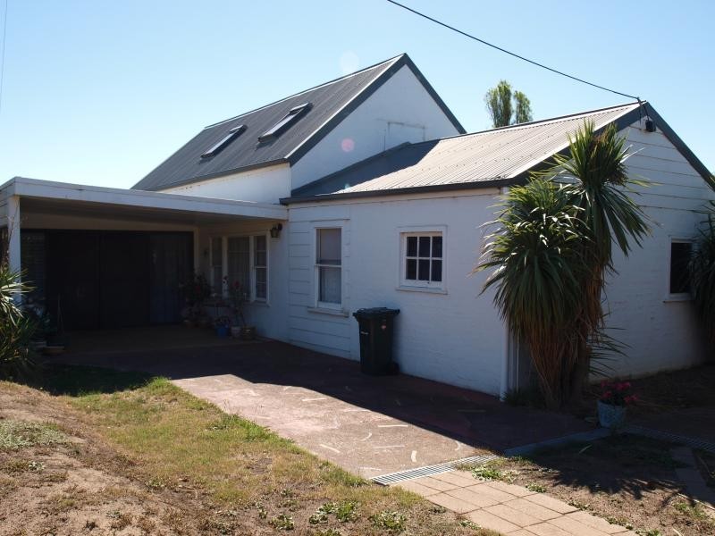 135 HIGH STREET, Broadford VIC 3658