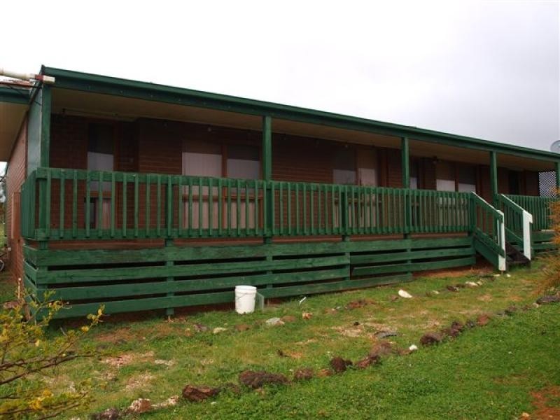 35 Roys Lane, Tooborac VIC 3522