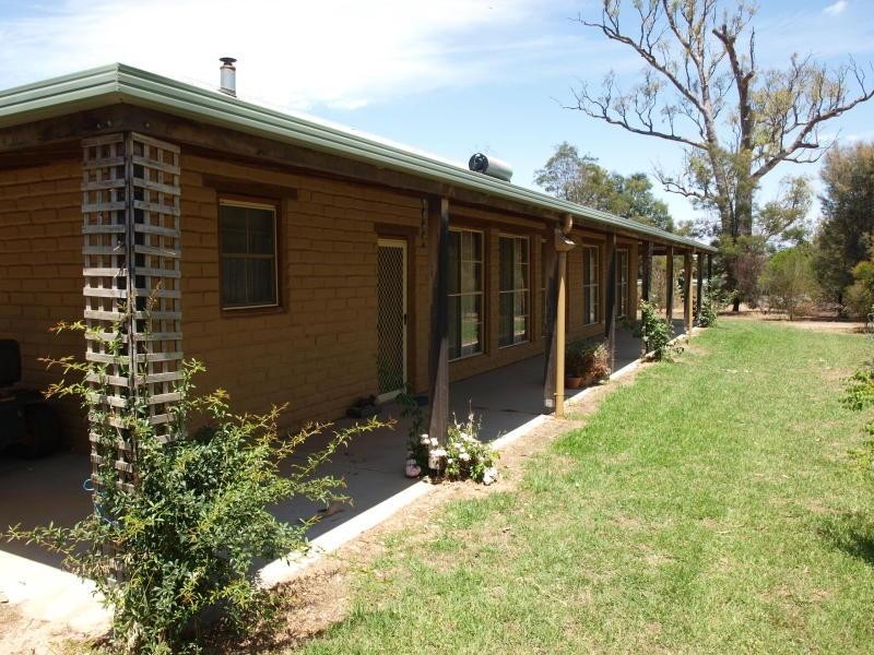 65 Heywoods Road, Seymour VIC 3660