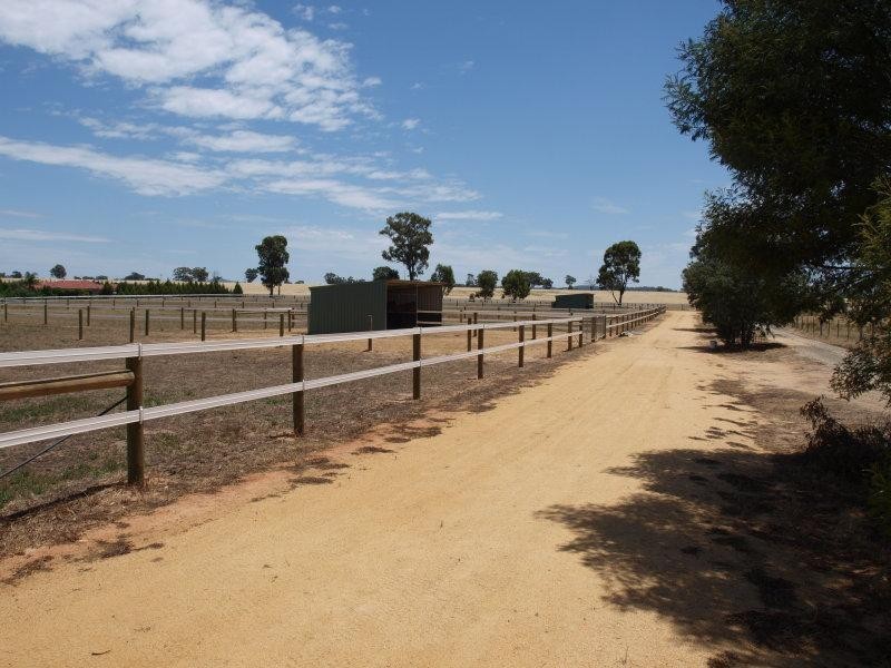 65 Heywoods Road, Seymour VIC 3660