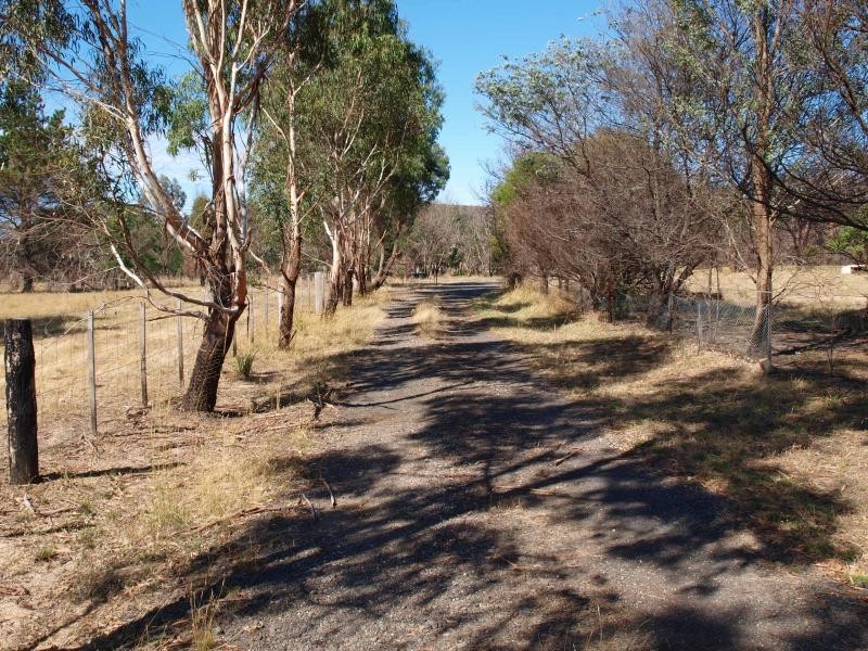 90 Spur Road, Clonbinane VIC 3658