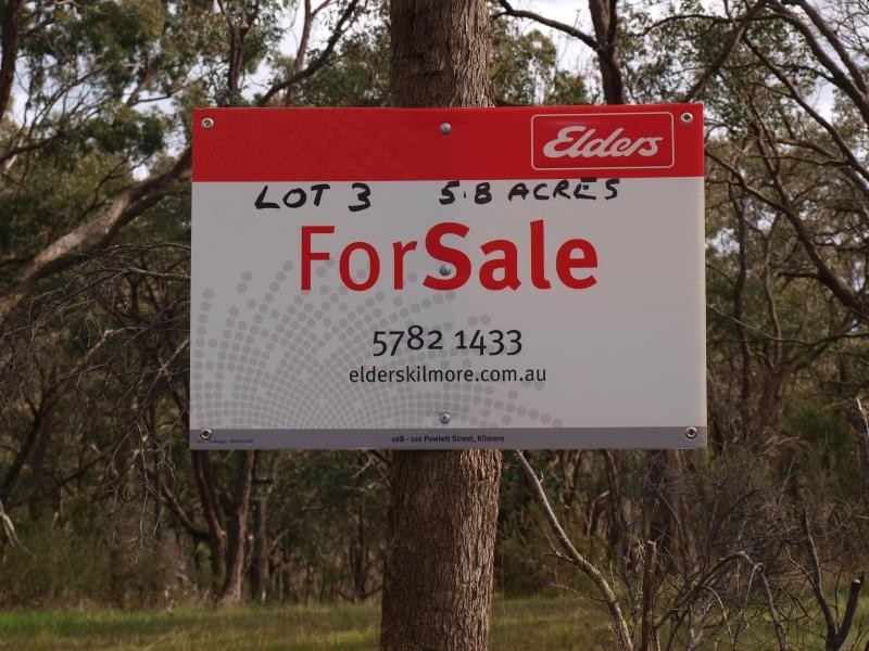 3/ Sir Leo Curtis Drive, Wandong VIC 3758