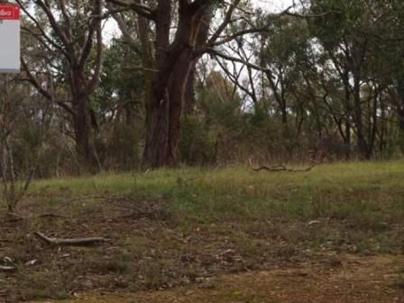 3/ Sir Leo Curtis Drive, Wandong VIC 3758