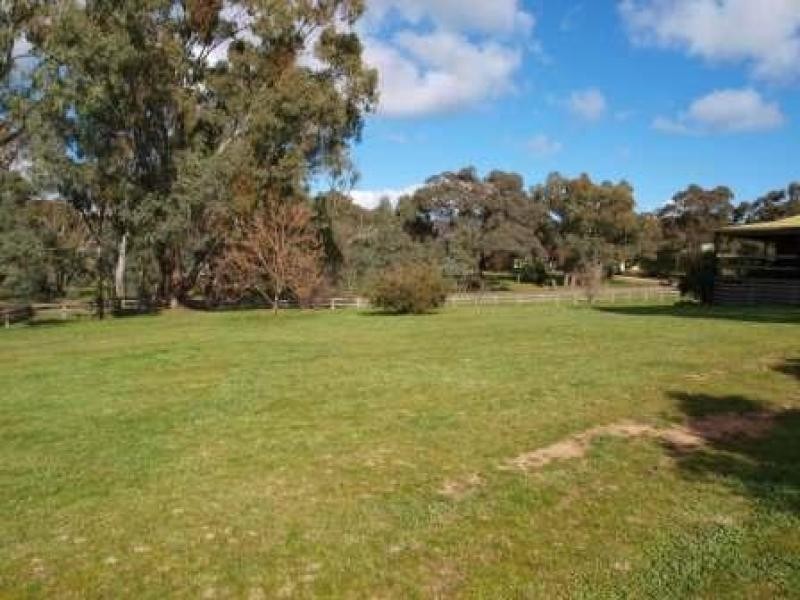 21 Bridge Street, Pyalong VIC 3521
