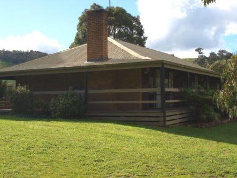 21 Bridge Street, Pyalong VIC 3521