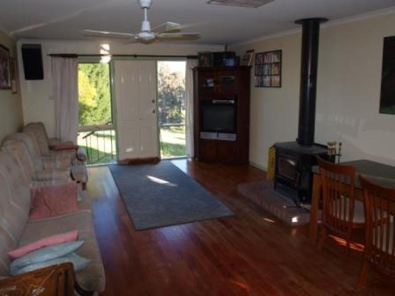15 Wallis Road, Broadford VIC 3658