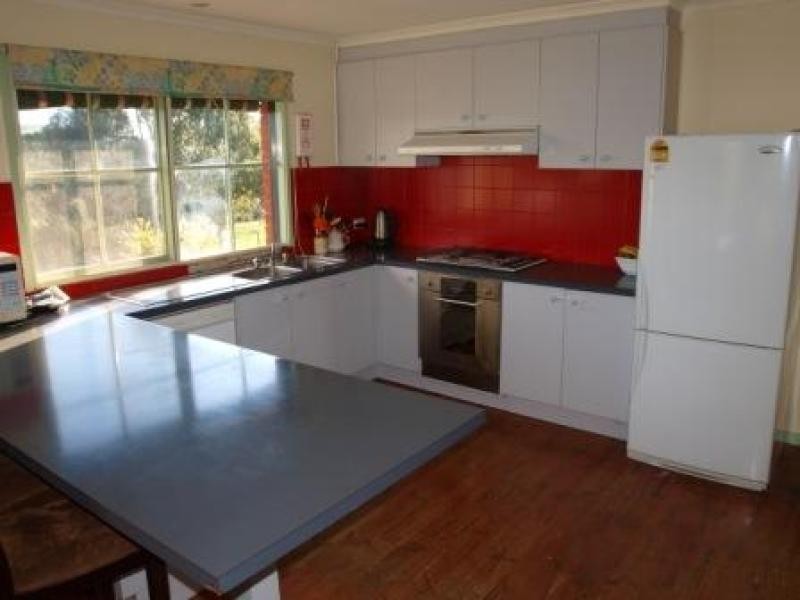 15 Wallis Road, Broadford VIC 3658