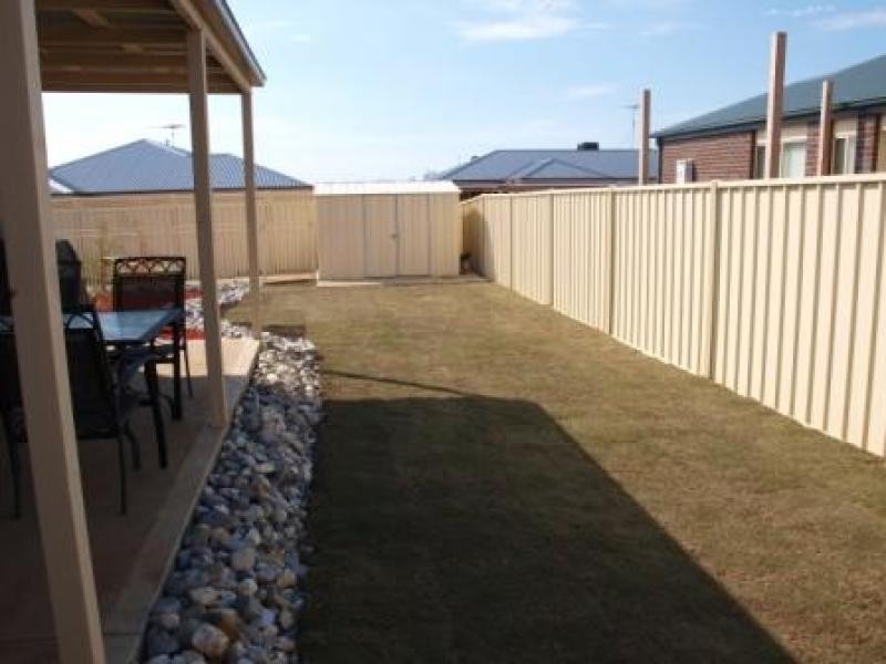 28 Chrystobel Way, Kilmore VIC 3764