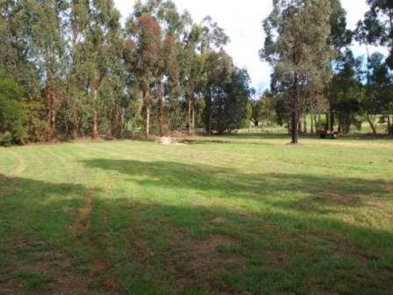 45 Melrose Drive, Kilmore VIC 3764