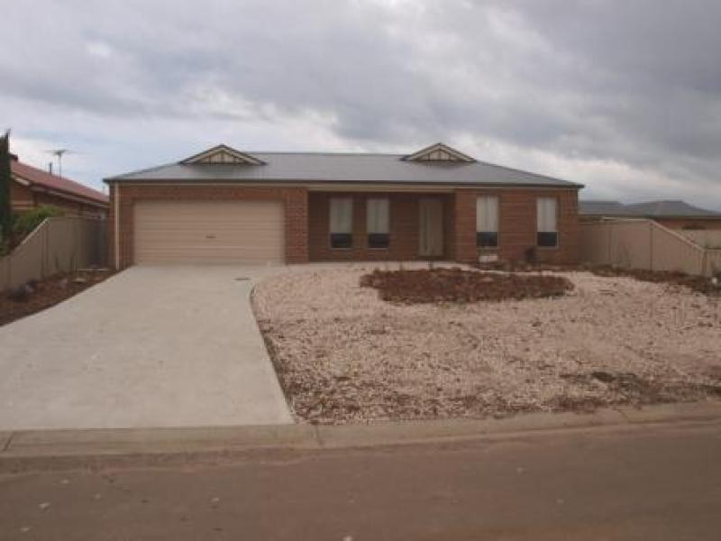 18 Eric Court, Kilmore VIC 3764