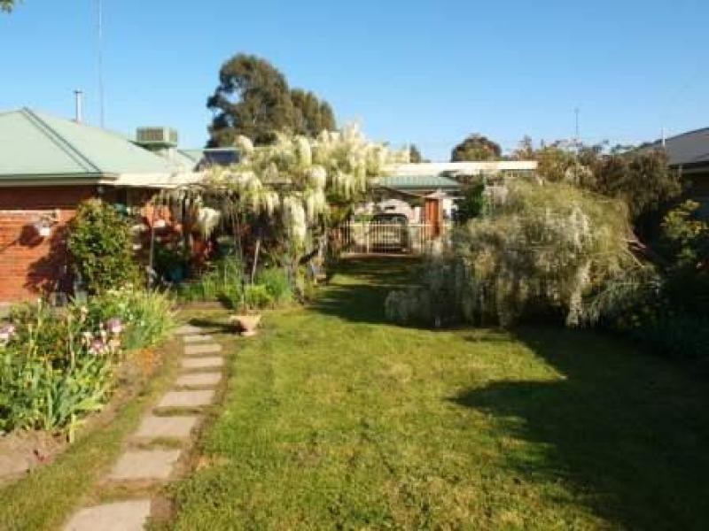 28 Gavan Street, Broadford VIC 3658