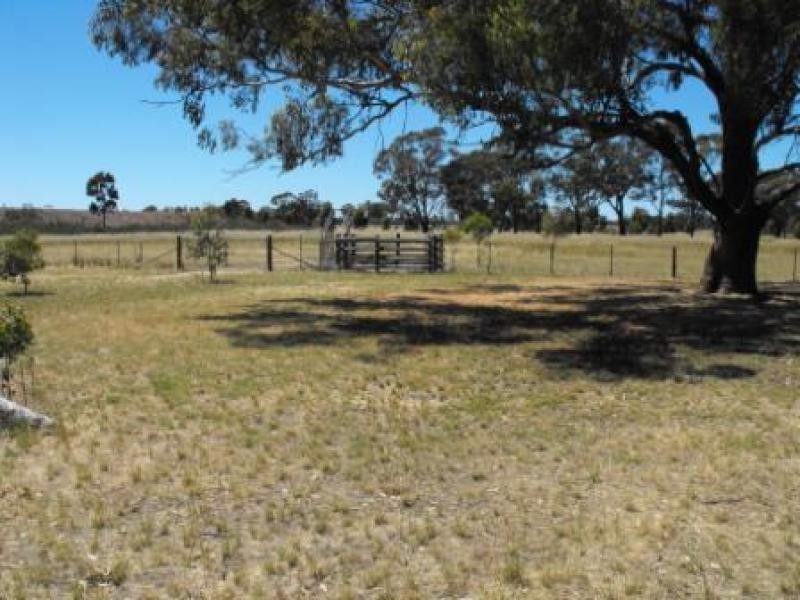 76 Channel Inlet Road, Waranga Shores VIC 3612