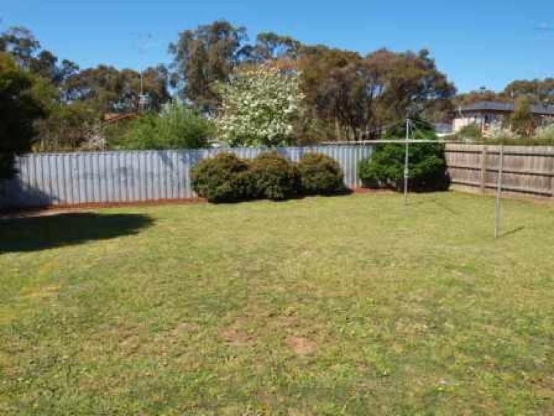 12 Horace Court, Broadford VIC 3658
