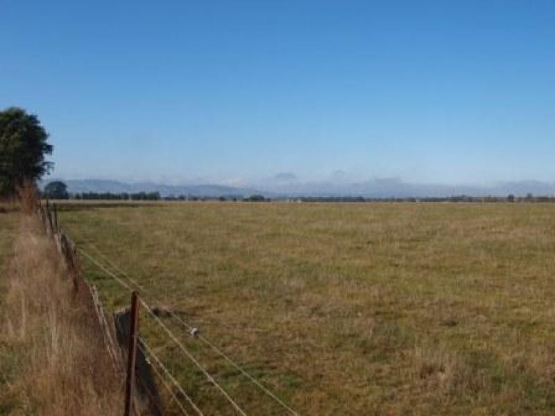 2076 Three Chain Road, Lancefield VIC 3435