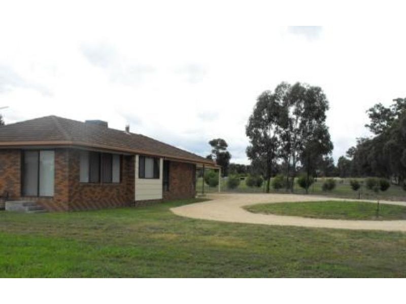 105 Highlands road, Seymour VIC 3660