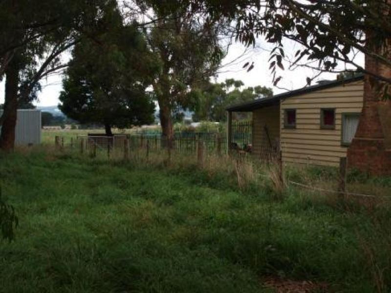 24 Noel Street, Lancefield VIC 3435