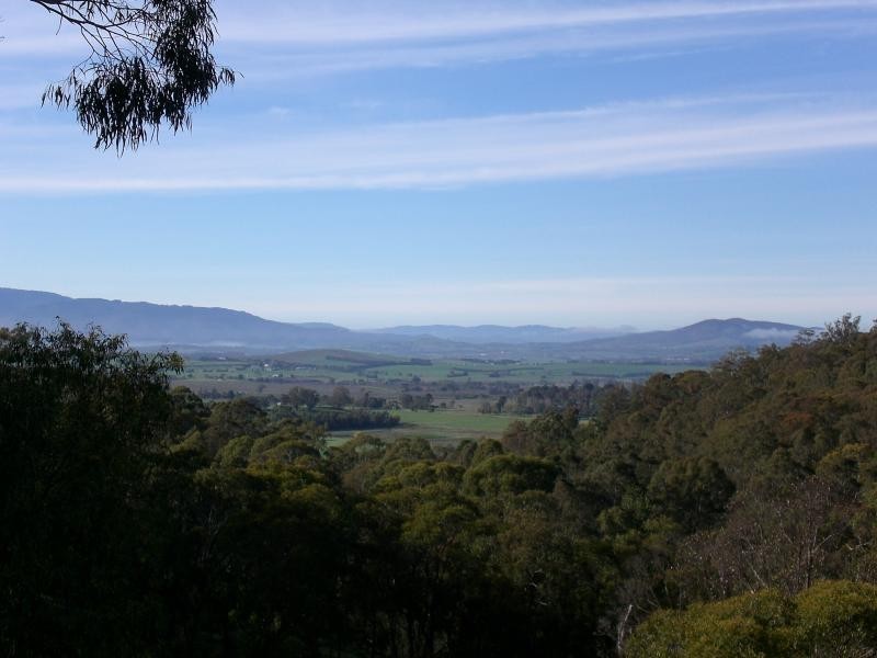 94 UPLANDS ROAD, Yarra Glen VIC 3775