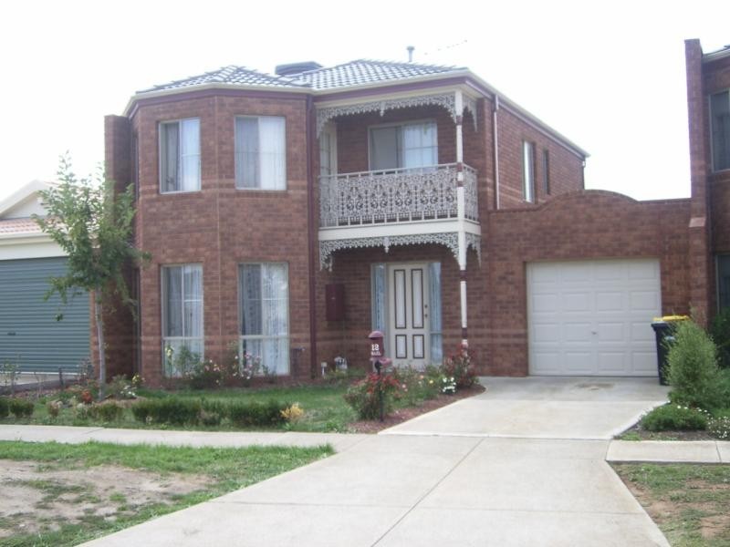 12 WATERFORD WAY, Melton VIC 3337