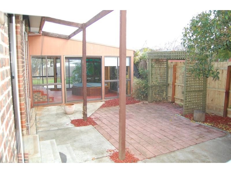 9 Corella Avenue, Melton VIC 3337