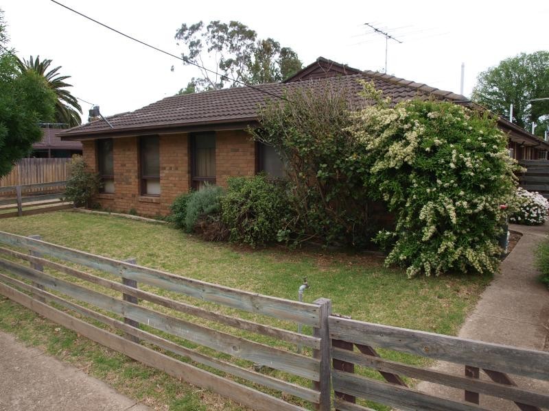 Unit 4/5 Standfield Street, Bacchus Marsh VIC 3340