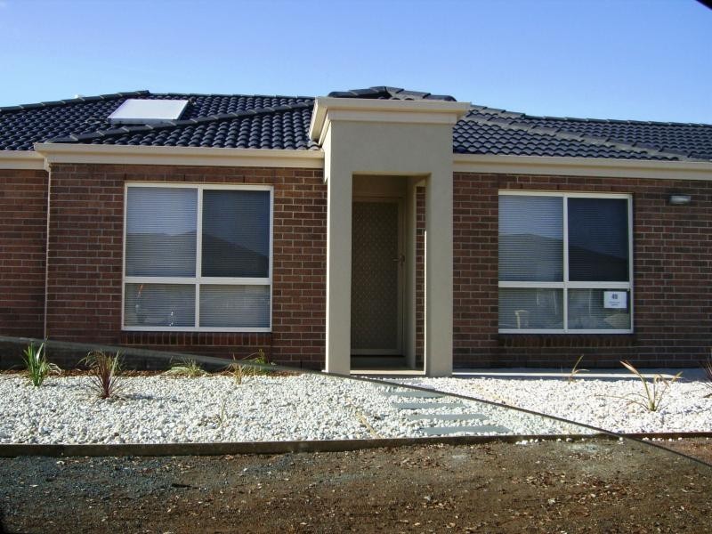 49 Greenhills Drive, Melton VIC 3337