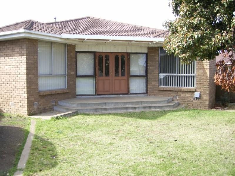 60 O’Neills Road, Melton VIC 3337