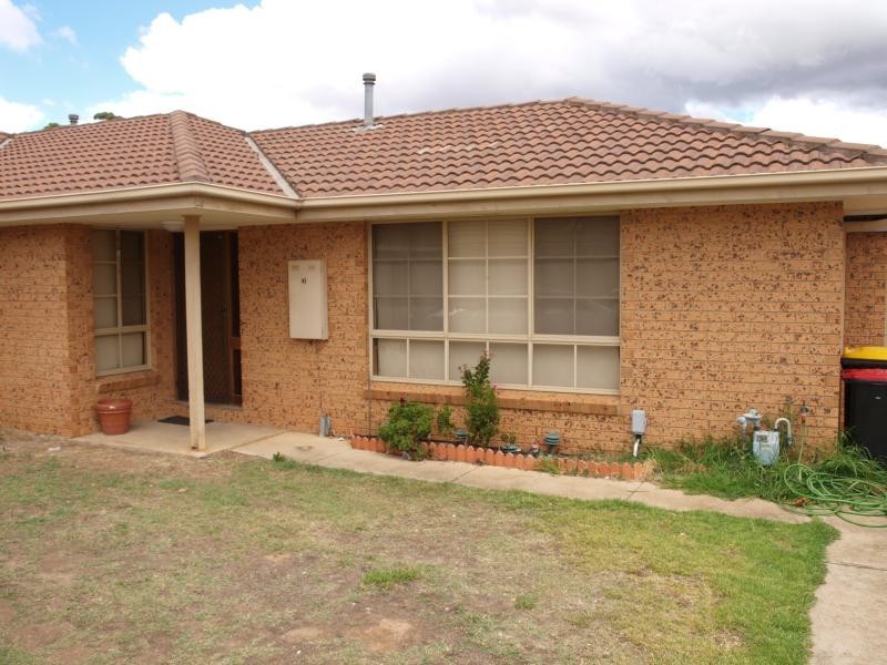 Unit 3/27-33 Kurrajong Crescent, Melton VIC 3337