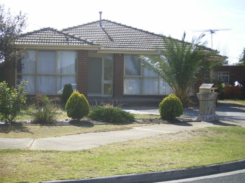 19 Judy Court, Melton VIC 3337