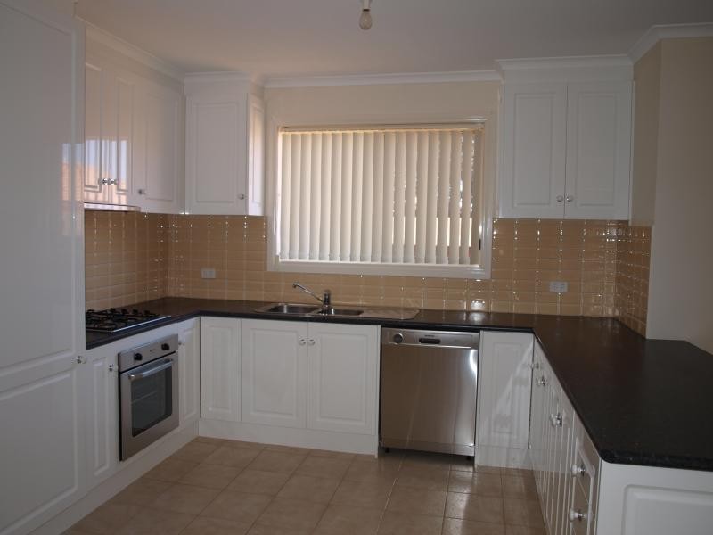 Unit 15/45 Palmerston Street, Melton VIC 3337
